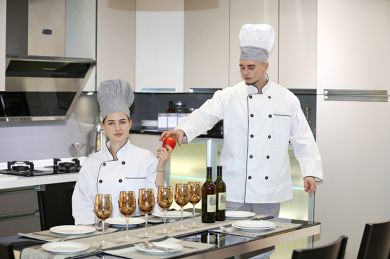 Unisex double breasted white chef jacket